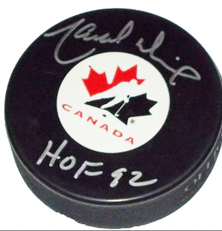 Marcel Dionne signed Team Canada Hockey Puck HOF 92