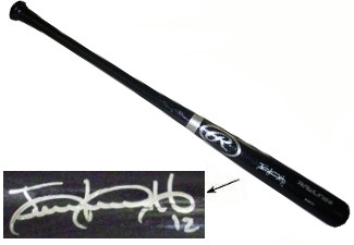 Juan Lagares signed Rawlings Black Pro Bat #12 (New York Mets)