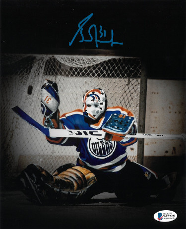 Grant Fuhr signed Edmonton Oilers 8x10 Photo #31- Beckett Witnessed