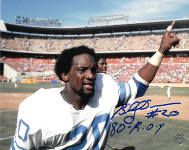 Billy Sims signed Detroit Lions 8x10 Photo #20 80 ROY- AWM Hologram (#1 Finger Running of Field)