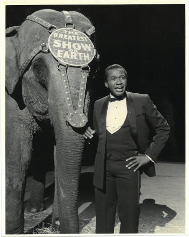 1985 CBS Ringling Bros. and Barnum & Bailey Circus Vintage B&W Promo 7.25x9.25 Photo w/ Host Ben Vereen