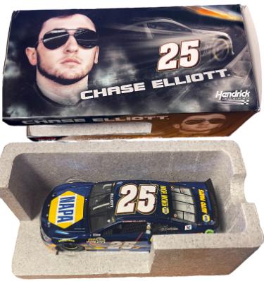 Chase Elliott 2015 1/24 Color Chrome #25 NAPA Chevy SS Diecast NASCAR Car- /252- NEW IN BOX