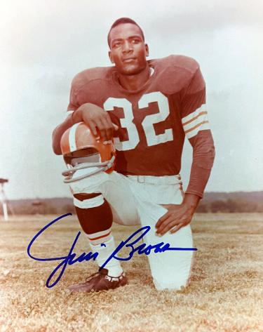 Jim Brown signed Cleveland Browns 8x10 Photo- Beckett Review/NFL Alumni LOA