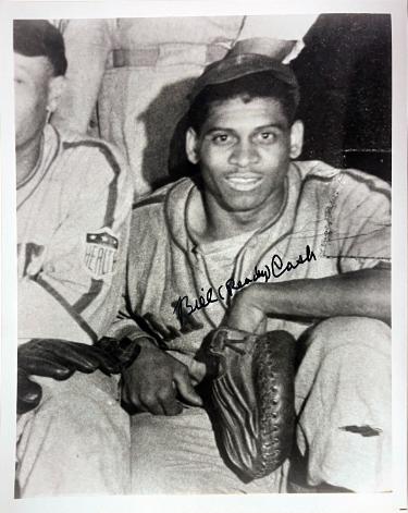 Bill (Ready) Cash signed Philadelphia Stars Vintage B&W 8x10 Photo imperfect- COA/CSA Show Ticket/Photo
