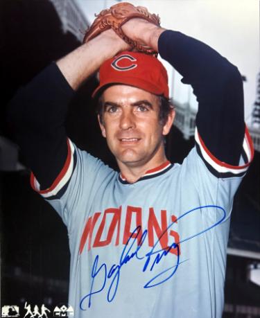 Gaylord Perry signed Cincinnati Reds MLB Licensed 8x10 Photo minor dings- COA (HOF)