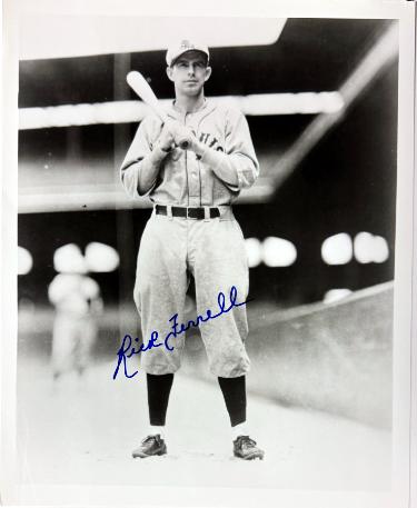 Rick Ferrell signed St. Louis Browns 8x10 Photo dings- COA (HOF/8X AS)