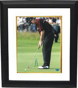 Ernie Els signed 11x14 PGA Golg Photo Custom Framing 2002 British Open putt- PSA Hologram
