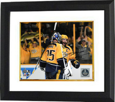 Mike Fisher signed Nashville Predators 2017 Stanley Cup Final 8x10 Photo #12 Custom Framing (w/ Rinne hug pose)
