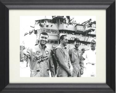 Fred Haise signed NASA Astronaut/Pilot Vintage B&W 8x10 Photo Apollo 13 LMP Aim High Custom Framing- JSA #EE62179