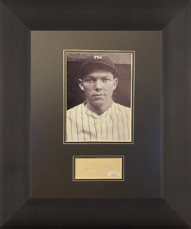 Bill Dickey signed 3x5 Cut Sig Custom Framing- JSA #RR76709- w/ New York Yankees B&W 5x7 Photo