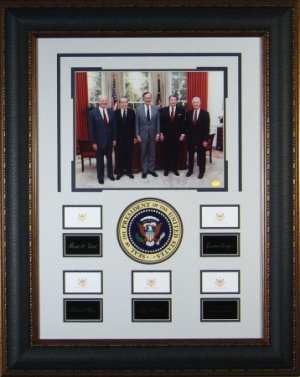 Historic Five US Presidents Engraved Replica Signatures Collection 29x37 Framing w/ Photo- George H.W. Bush & Ronald Reagan