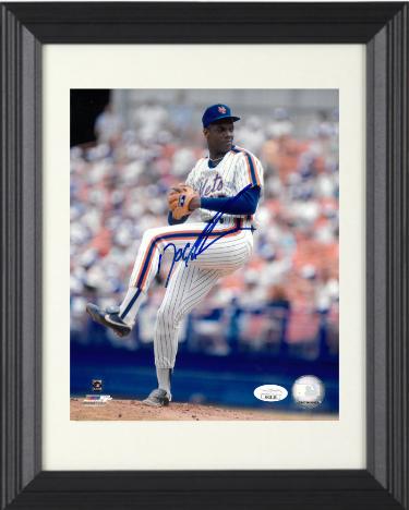 Dwight/Doc Gooden signed New York Mets 8x10 Photo Custom Framing- JSA Authentic