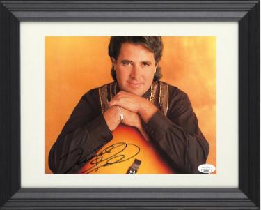 Vince Gill signed 8x10 Photo Custom Framing- JSA Hologram #GG38087 (country music)