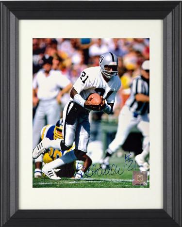 Cliff Branch signed Oakland Raiders NFL Licensed 8x10 Photo #21 Custom Framing- COA (HOF)