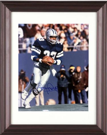 Tony Dorsett signed Dallas Cowboys 8x10 Photo #33 minor dings Custom Framing- CSA COA (HOF)