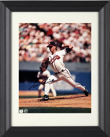 Tom Glavine signed Atlanta Braves MLB Licensed 8x10 Photo Custom Framing- Ken Goldin/The Score Board COA