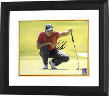 Henrik Stenson signed PGA 8x10 Photo Custom Framing (2014 TPC Sawgrass)- PGA Tour Hologram